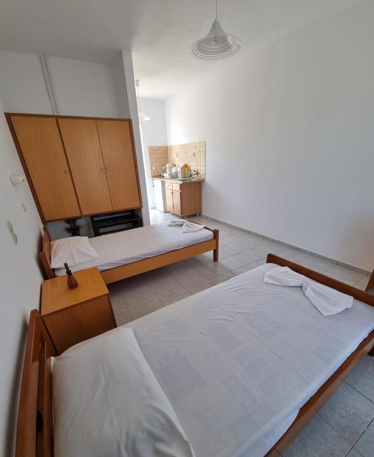 White Rose Apartment Kámpos Екстериор снимка