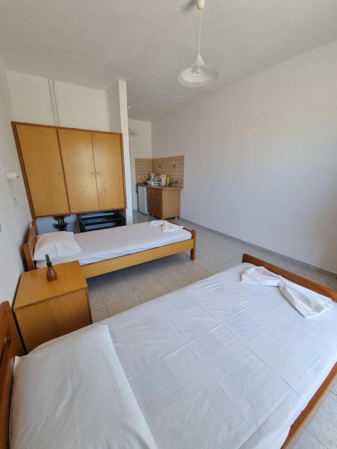 White Rose Apartment Kámpos Екстериор снимка