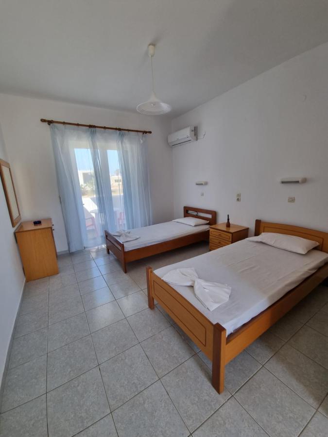 White Rose Apartment Kámpos Екстериор снимка